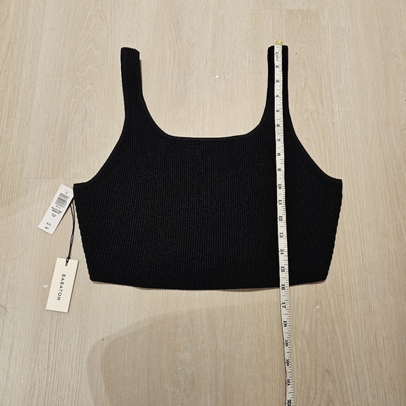 NWT Black cropped sculpt knit top in xl - Picture 3 of 5